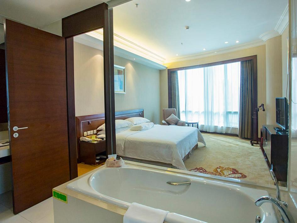 Vienna International Hotel Shenzhen Hua'Nan City Kültér fotó